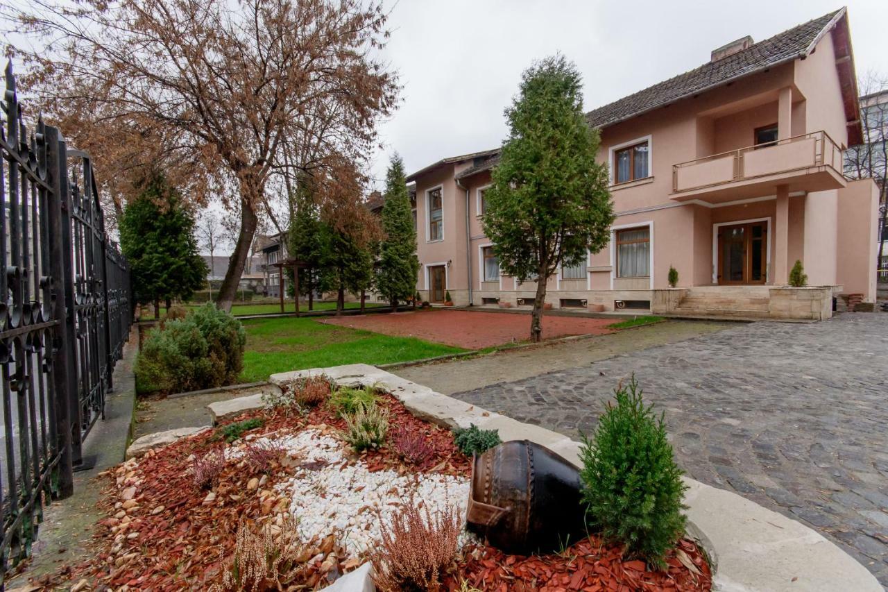 Hotel Williams House Hunedoara Exterior foto