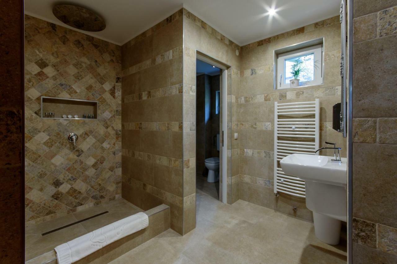 Hotel Williams House Hunedoara Exterior foto