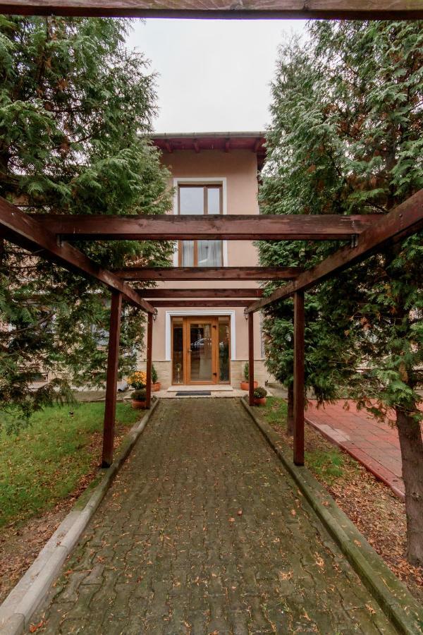 Hotel Williams House Hunedoara Exterior foto
